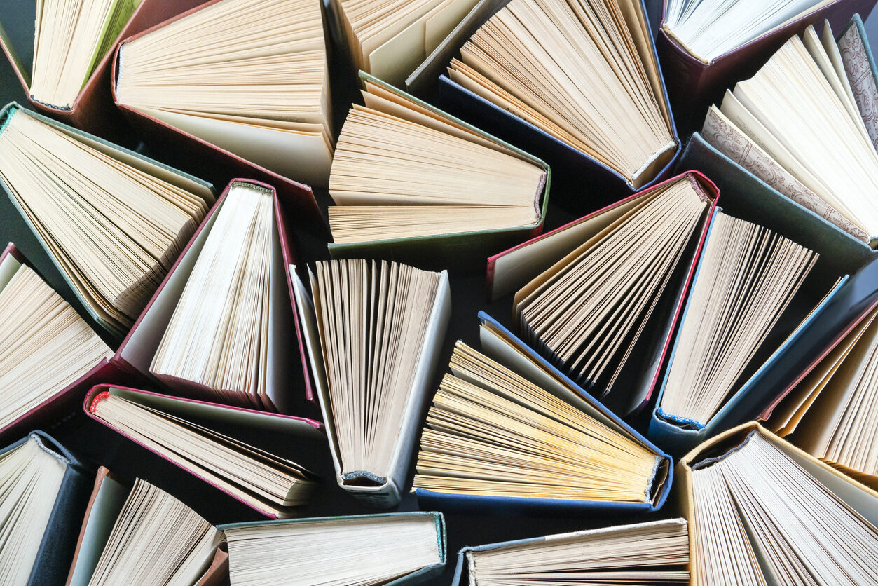 Bücher von oben: Sind Bücher der Schlüssel zu guter Bildung?